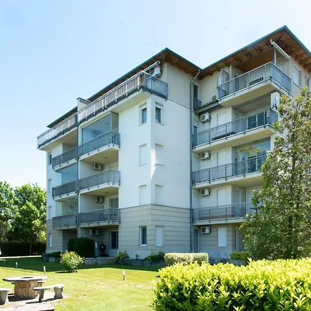 Balaton Lakeside Apartment Siofok