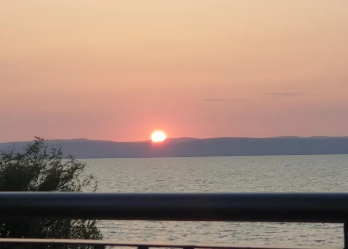 Balaton Lakeside דירה שיופוק